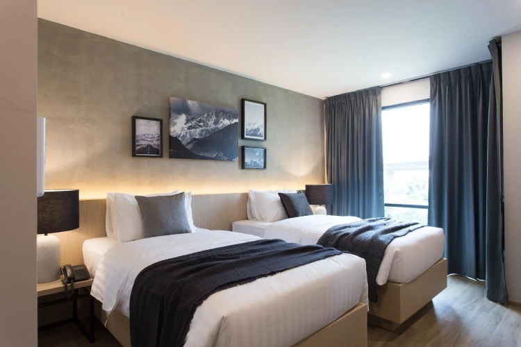 Standard Twin room