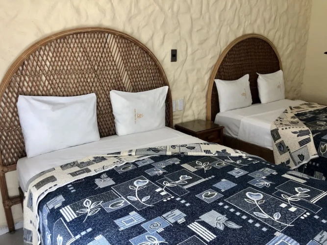 Standard Quadruple room with view