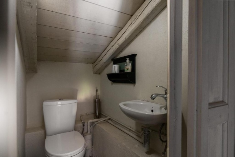 2 Bedrooms Cottage