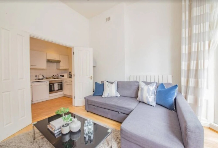 Immaculate 2 Bedroom Apartment in Central London