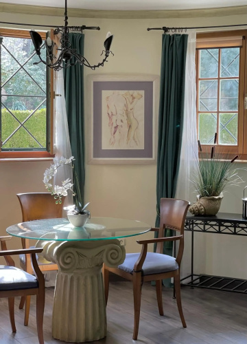 Buda Hills villa apartment