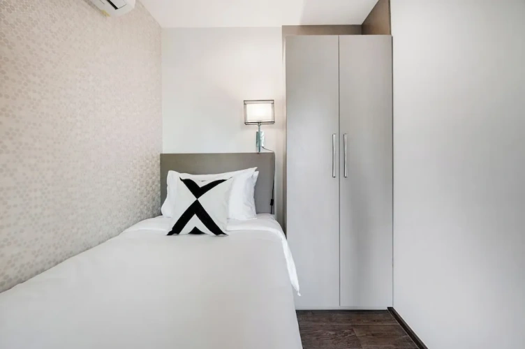 Premier Triple room