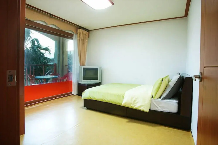 Olleh House
