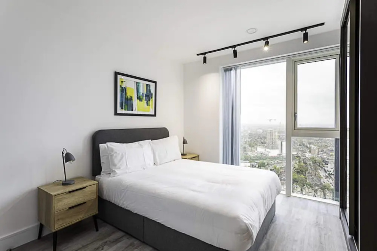 Icon Tower Flat IV