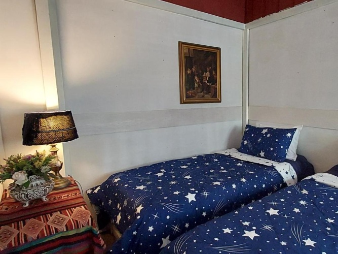 1 Bedroom Deluxe Single room with lake view