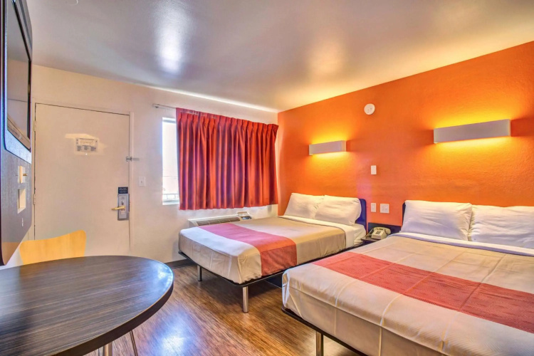 Motel 6 Murfreesboro, TN