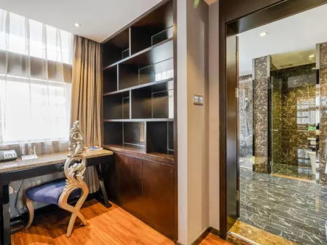 Liangshan Hotel