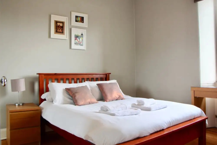 1 Bedroom Flat in Popular Central Location