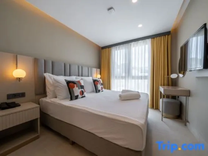 Standard Single room with street view