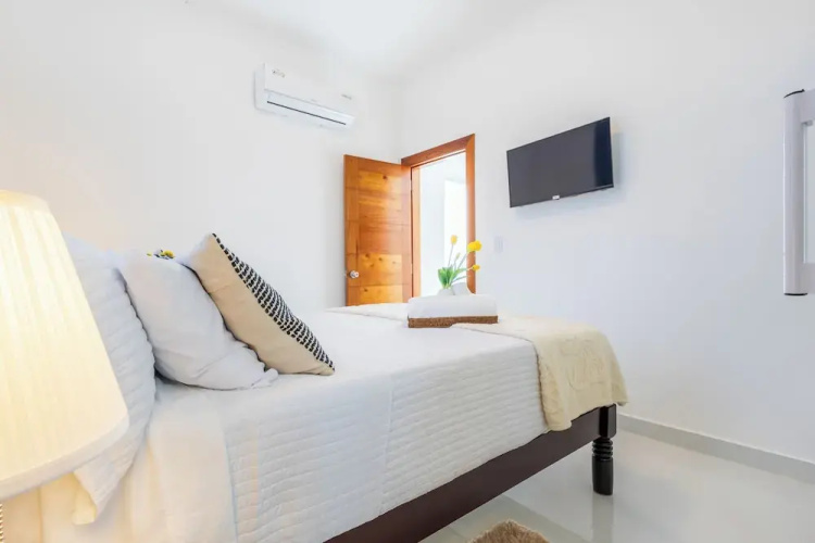 Drake Villa 5