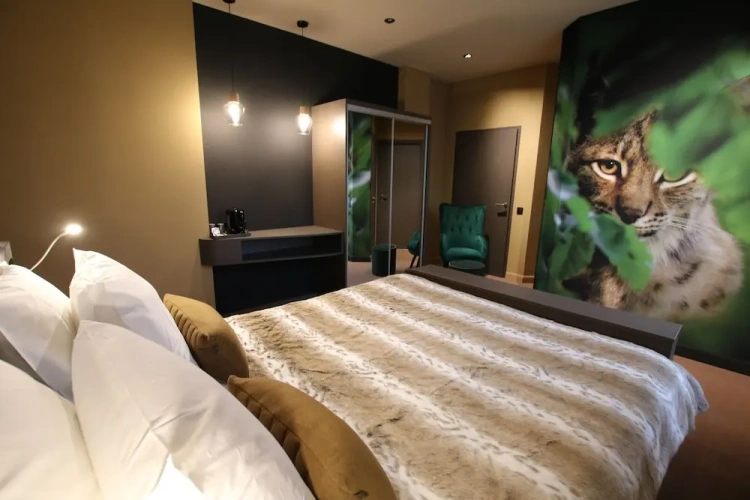 Deluxe Double room with courtyard view