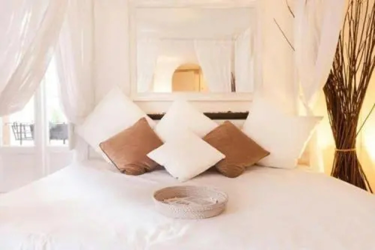 Navona Luxury Home