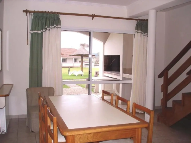 1 Bedroom Apartment with lake view