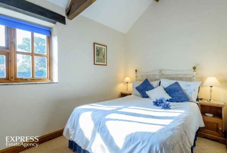 1 Bedroom Luxury Cottage with mountain view