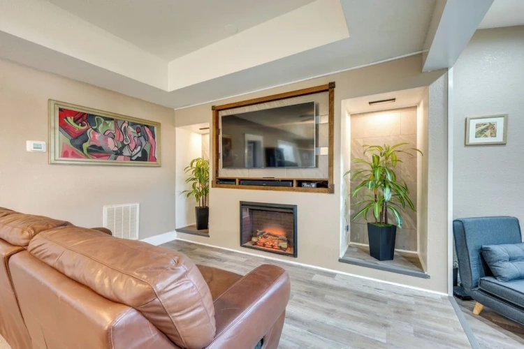 2 Bedrooms Cottage