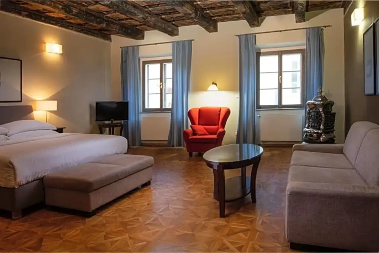Executive Suite