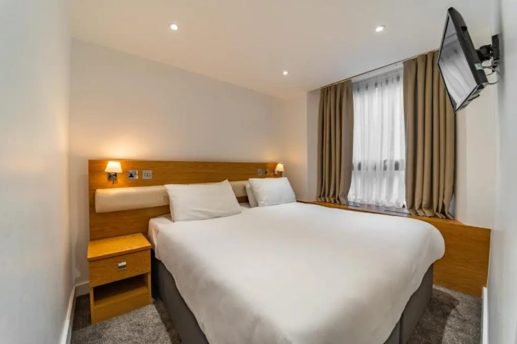 Deluxe No Window Double room