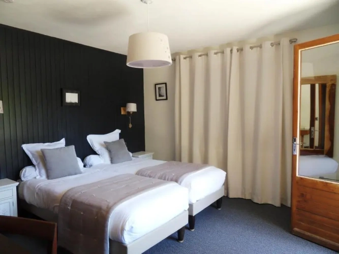 Standard Triple room with balcony and with view