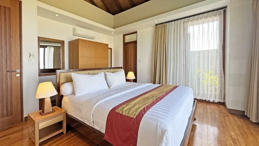 Deluxe Villa
