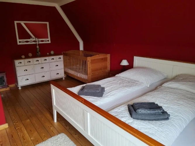 3 Bedrooms Cottage