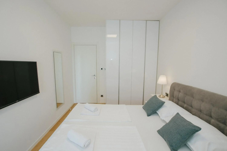 Apartment Sea Villa 5