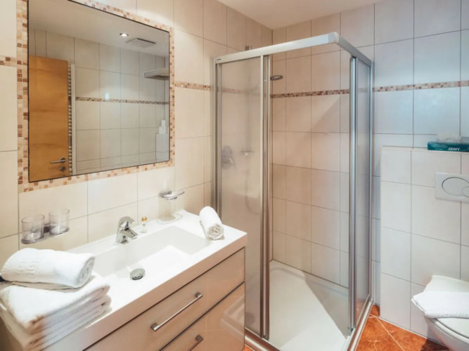 Apartment Ladis Fiss 41215