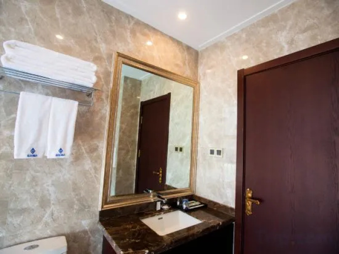 Blue Diamond Hotel