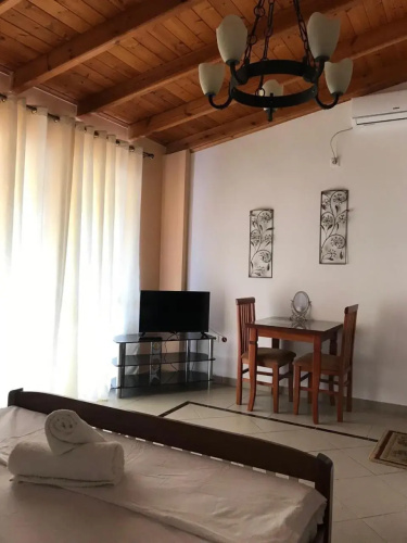 Hotel Biraci