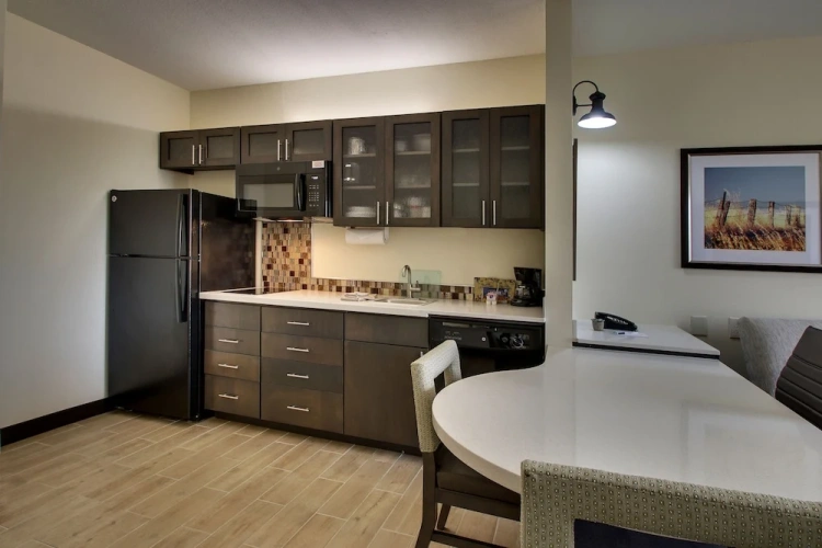 1 Bedroom Suite