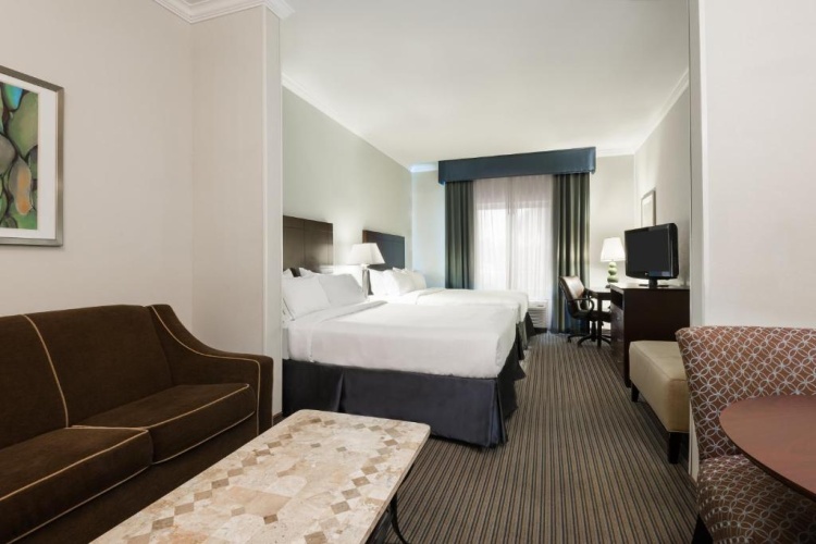 Quadruple Suite