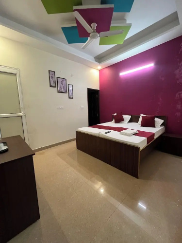 Hotel Silver Inn