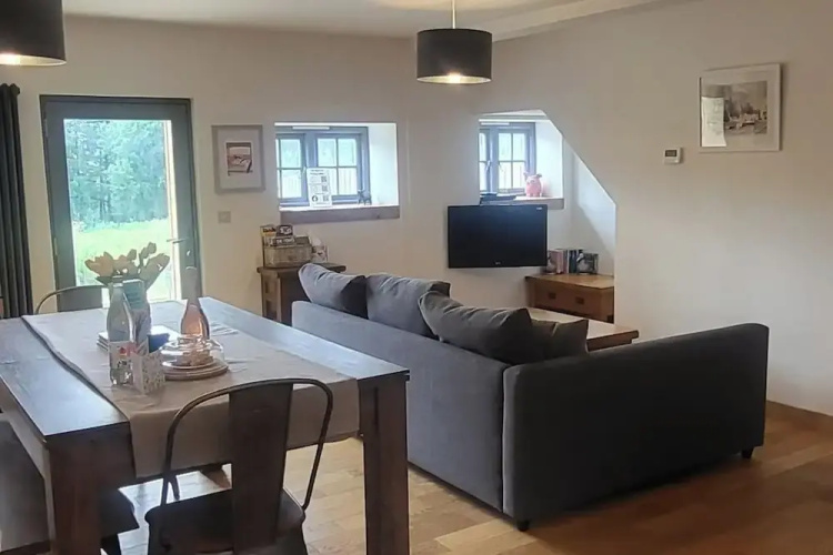 3 Bedroom Cottage - Hot Tub,