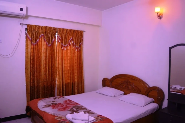 1 Bedroom Premier Double room with land view