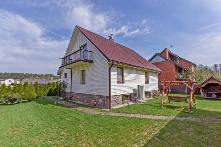 3 Bedrooms Cottage