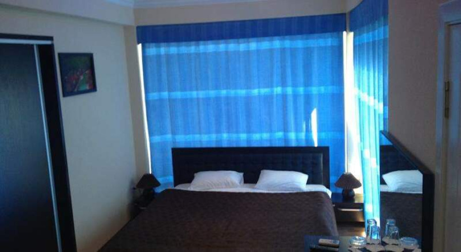Astor Hotel