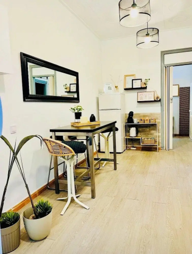 Basic Interior Apartment Sagrada Familia