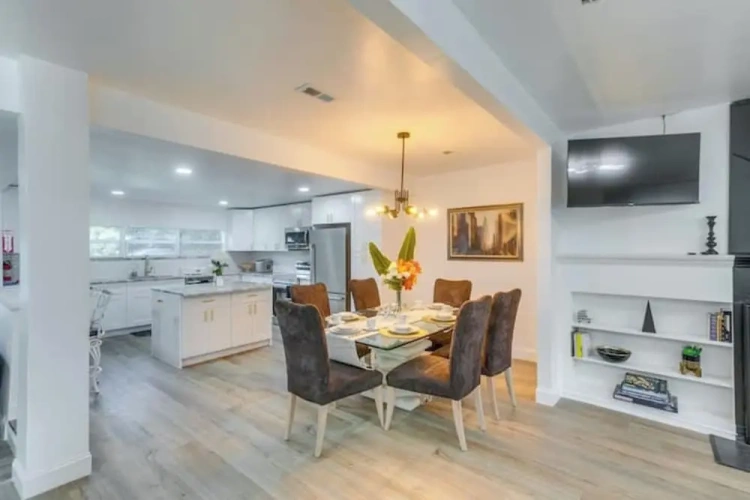 3 Bedrooms Cottage