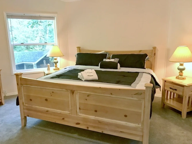2 Bedrooms Chalet