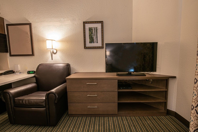 Quadruple Suite