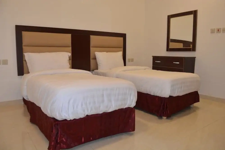2 Bedrooms Apartment