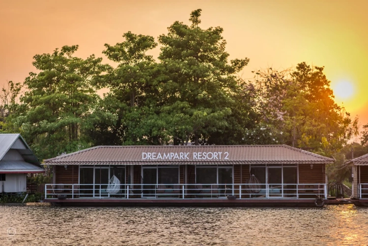 Standard room with river view