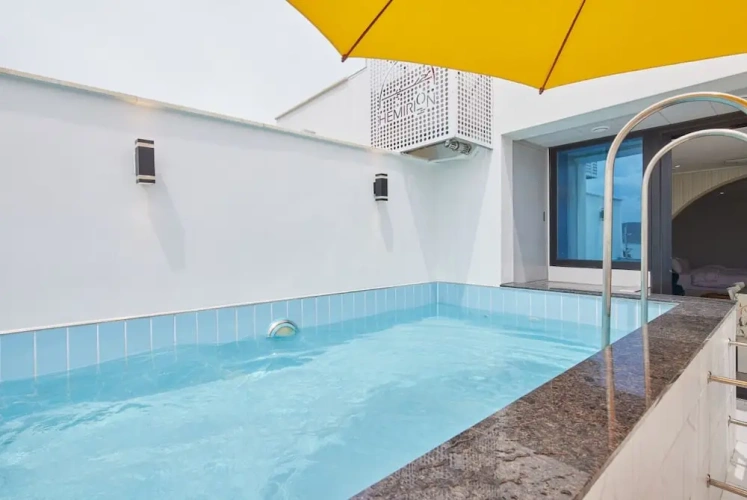 Deluxe Family Villa