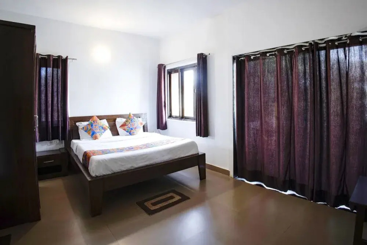 Fabhotel Comfort Stays