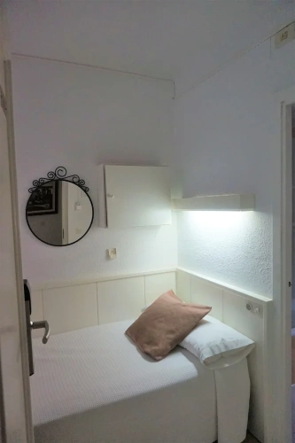 Economy Single room with balcony
