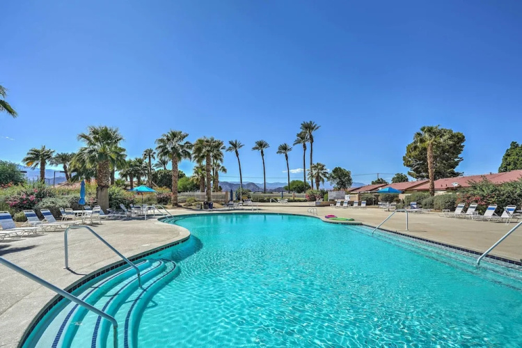Indio Escape w/ Fire Pit & Resort Amenities!