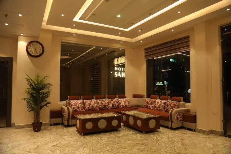 Hotel Sahil Suites