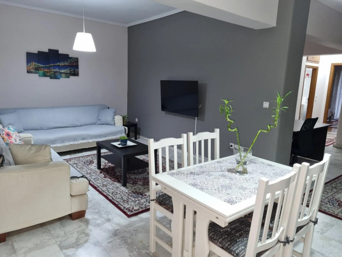 Anthi's luxury home