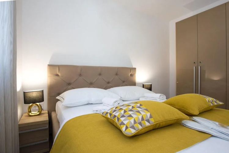 Apartments Amarru