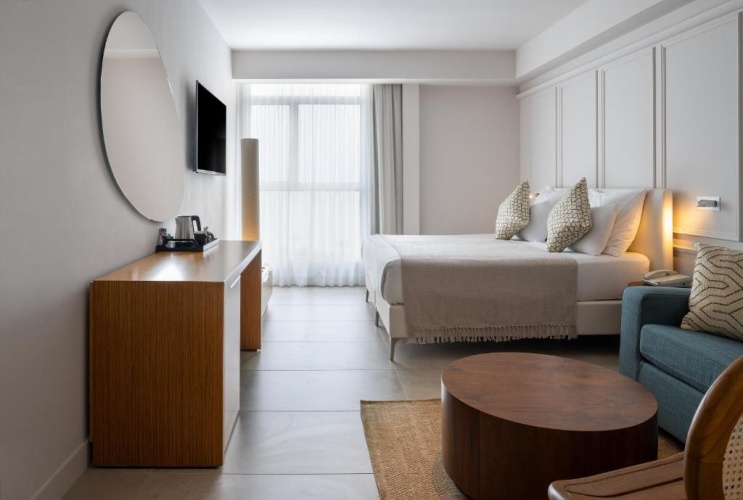 Deluxe room with sea view
