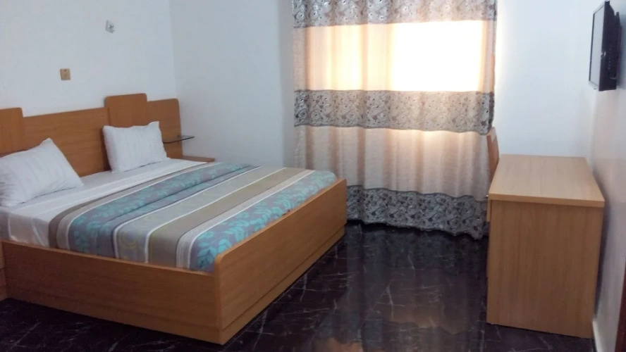 Deluxe Suite